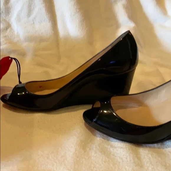 Christian Louboutin wedge pump - Picture 11 of 13